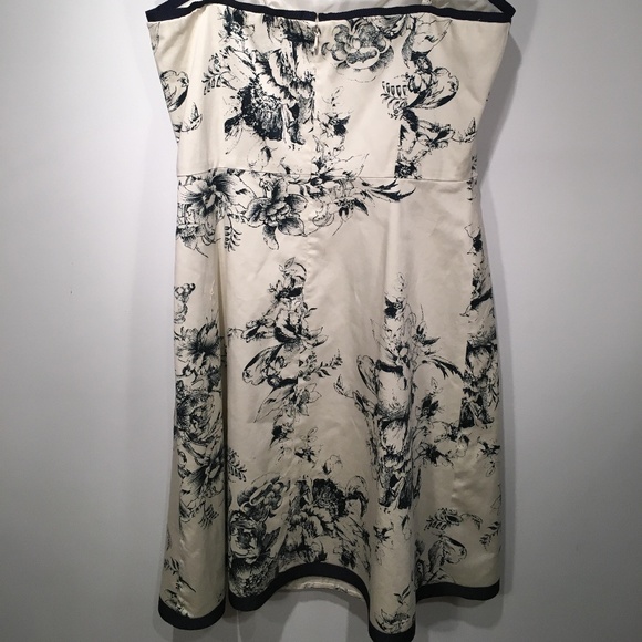Jessica Howard Floral Intricate Semi Formal Dress - Picture 4 of 5